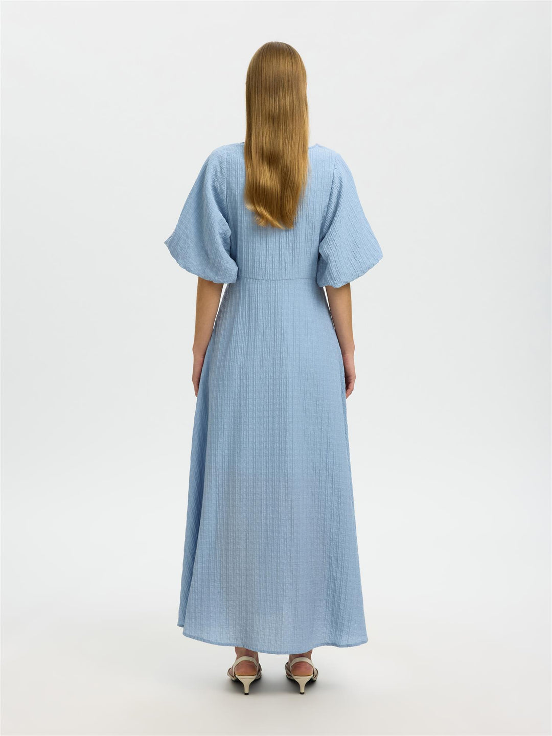 Slfmaddie Ss Closed Back Midi Kjole