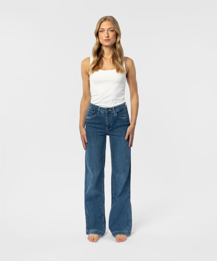 The Victoria Jean