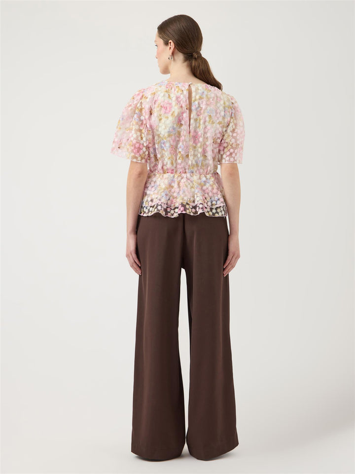 Yasleanna Ss Topp