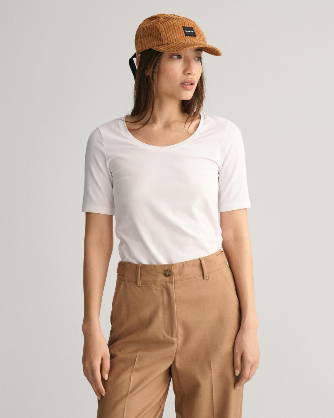 Slim Scoop Neck Topp