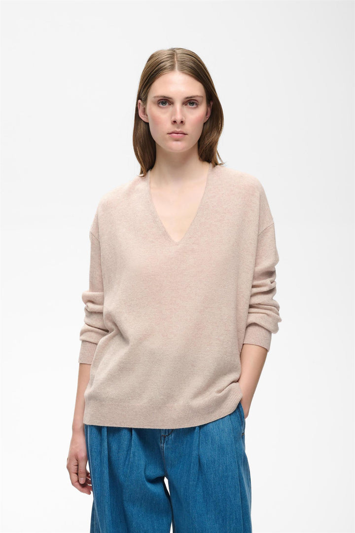Tally Monika V-Neck